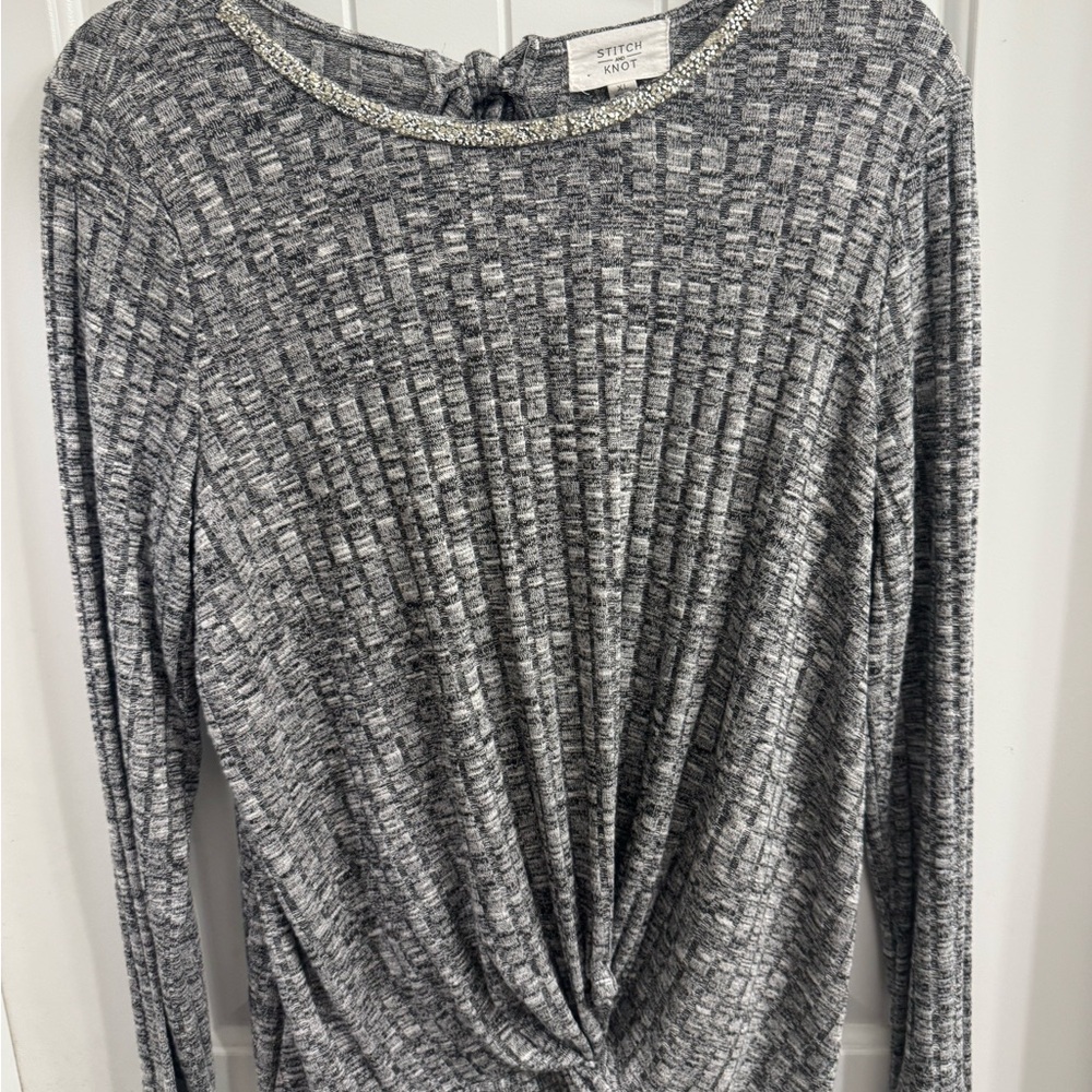 Stitch and Knot XL Gray Sequin Long Sleeve Top